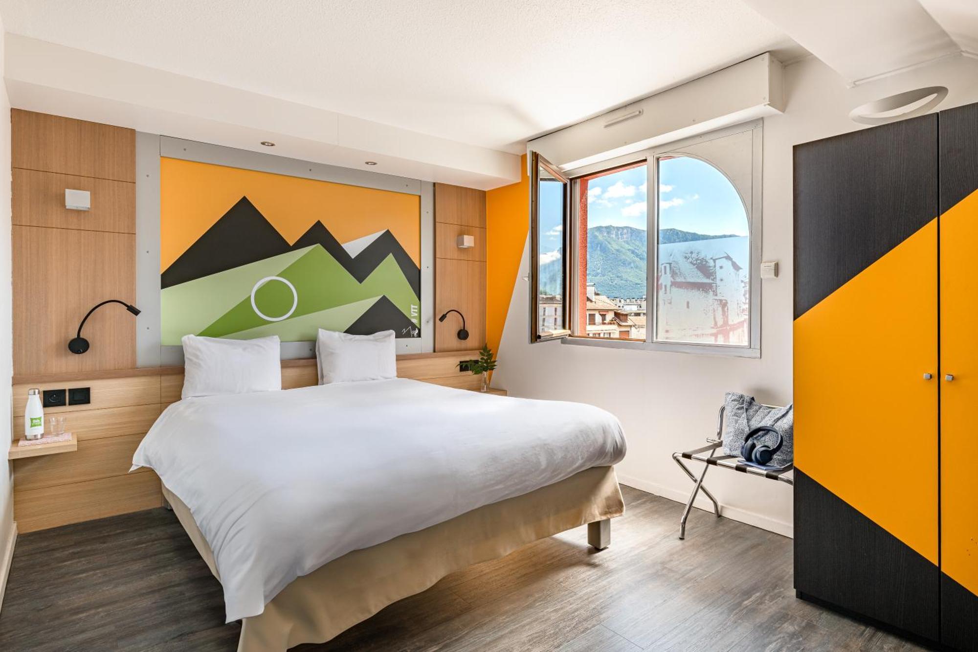 Hotel Ibis Styles Annecy Centre Gare Exteriér fotografie